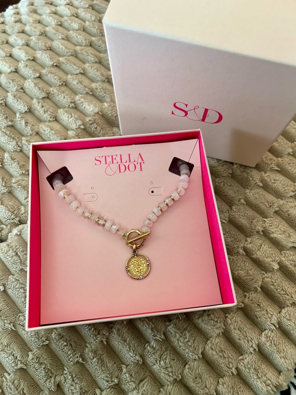 Stella & Dot Modern Bohemian Beaded Necklace with Gold Coin